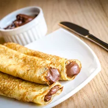 Clătite fără gluten cu tapioca și cremă de ciocolată de casă